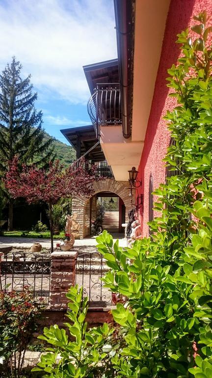B&B Villa Damiani Brindisi di Montagna Buitenkant foto